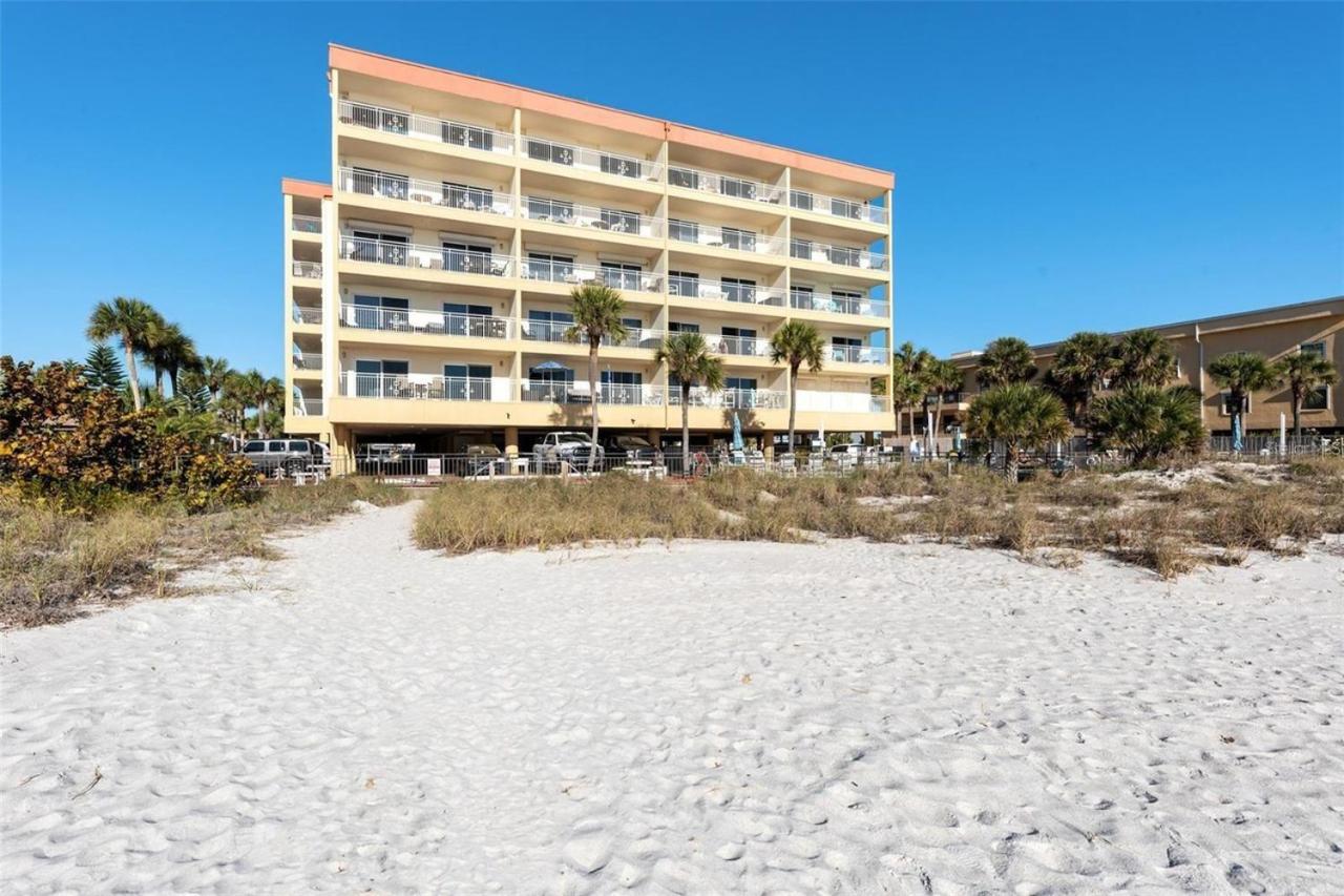 Oceanfront View Of Madeira Beach, Steps To The Beach - Madeira Norte Condo Сант Пит Бич Экстерьер фото