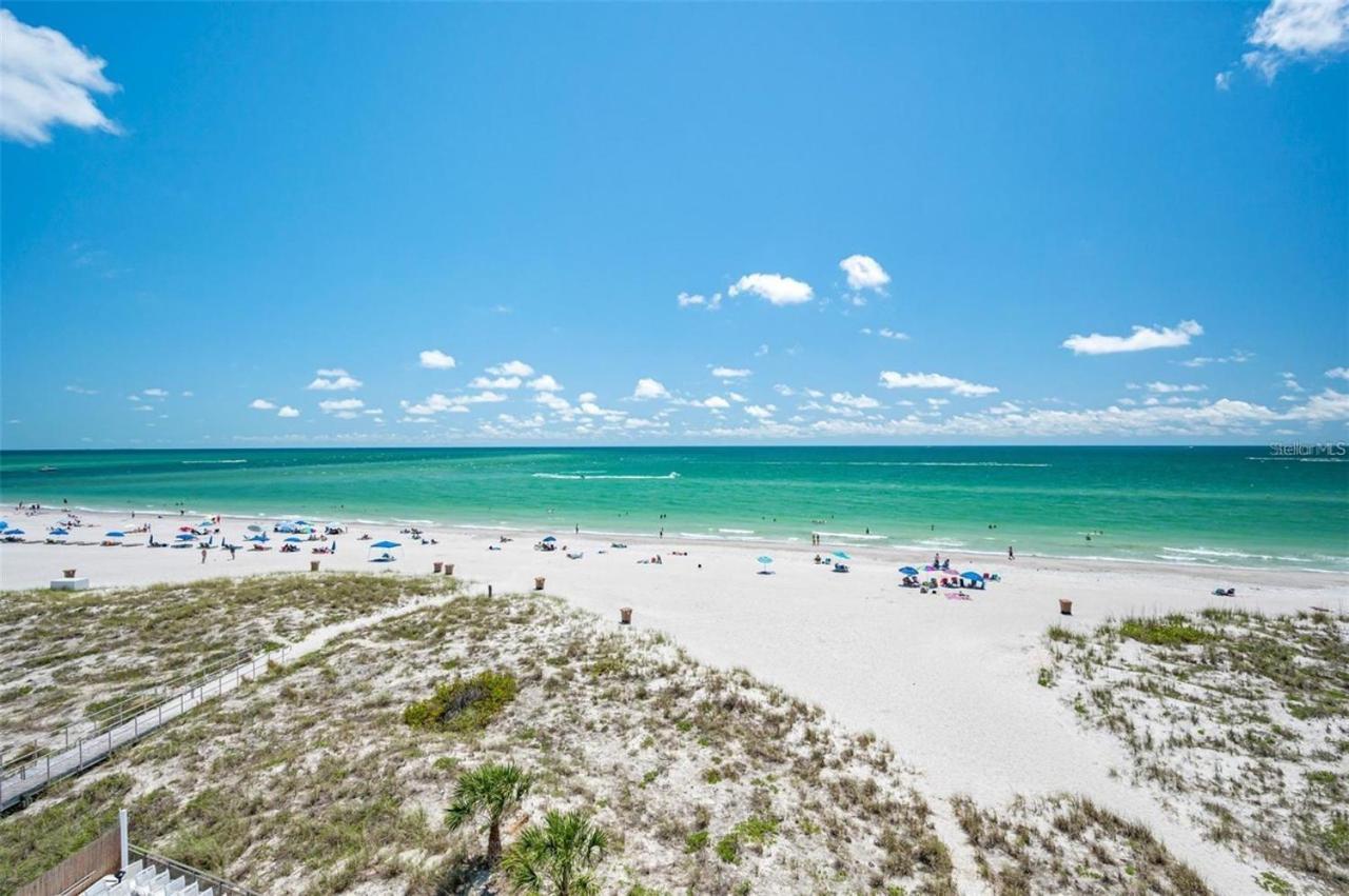 Oceanfront View Of Madeira Beach, Steps To The Beach - Madeira Norte Condo Сант Пит Бич Экстерьер фото